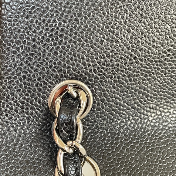 ❌SOLD❌CHANEL CLASSIC MAXI SINGLE FLAP - Picture 7 of 16